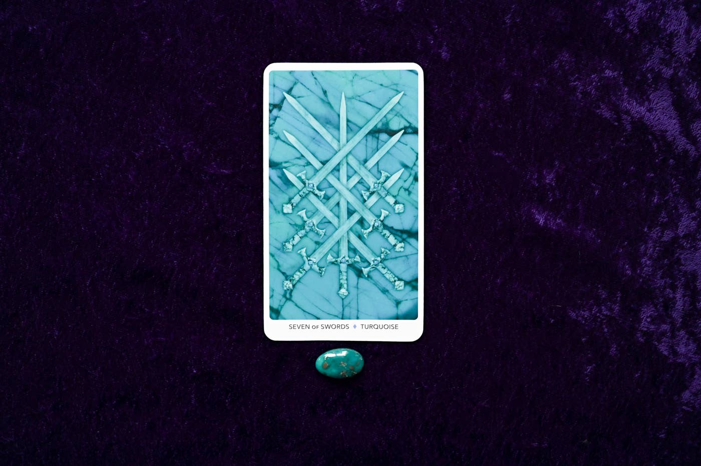 Crystal Keys Tarot: 78 Cards & 176-Page Full-Color Guidebook