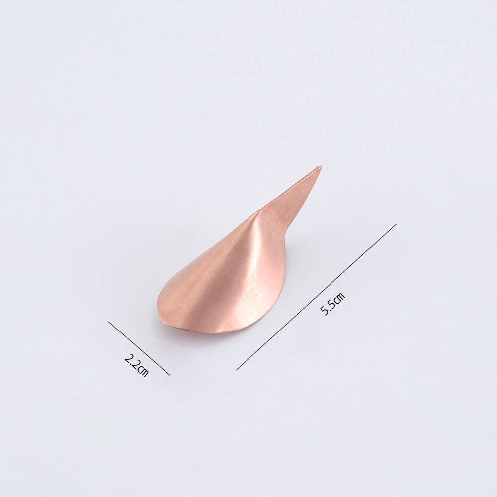 Copper Flower Life Leaf – Elegant Tool for Fresh Cut Stems